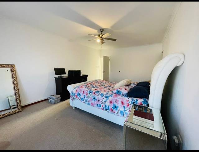 4 BEDROOM FREEHOLD FOR SALE IN FOURWAYS